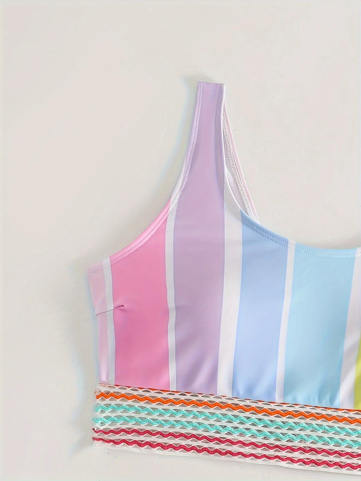 Striped women's bikini set with brief cut for swimming and water sports