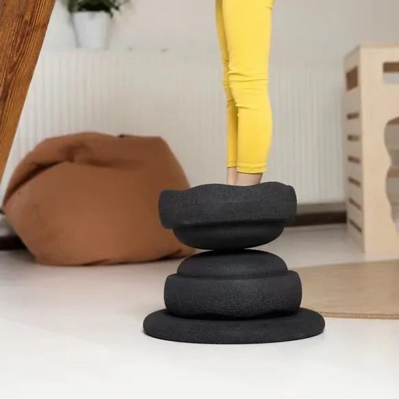 Plastic wood surf balance board for children aged 4-6 in mixed colour design