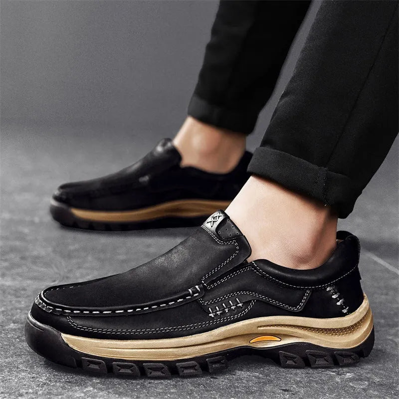 Men's black leather shoes with thick rubber soles for outdoor mountaineering