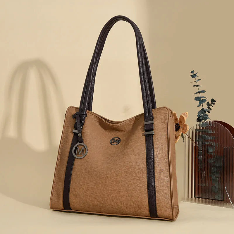 Genuine leather women's crossbody bag in horizontal square design with double shoulder straps