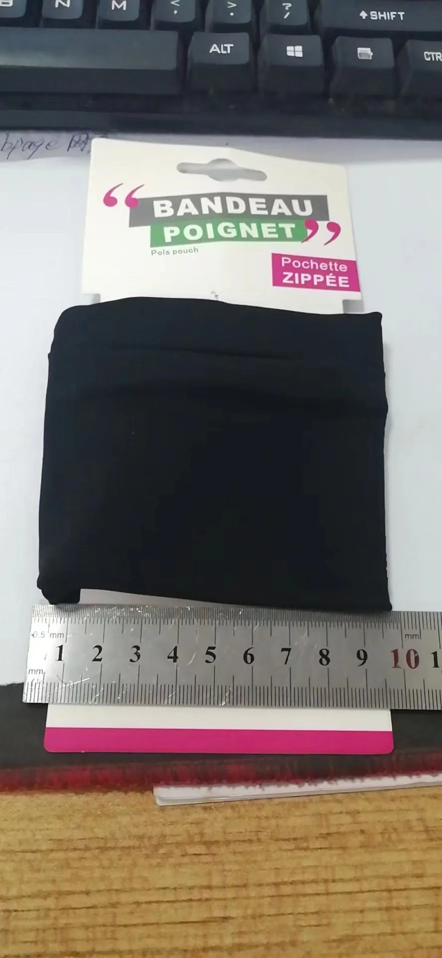 Wrist bag armband sleeve for mobile phones during camping and fitness activities