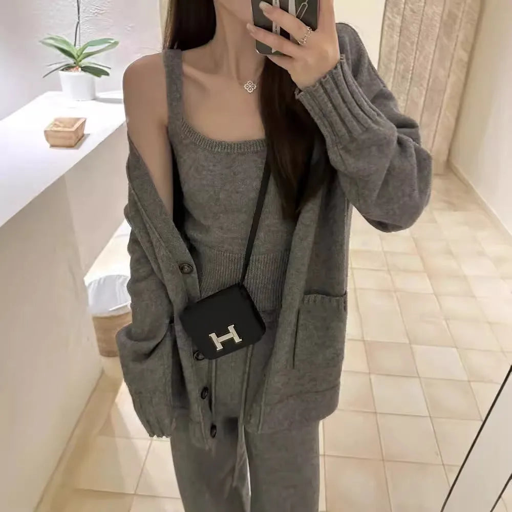 Women's knit cardigan vest trousers three-piece set in beige wool blend fabric