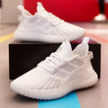 Men's white flying fabric sports shoes with mesh lining and platform heel design