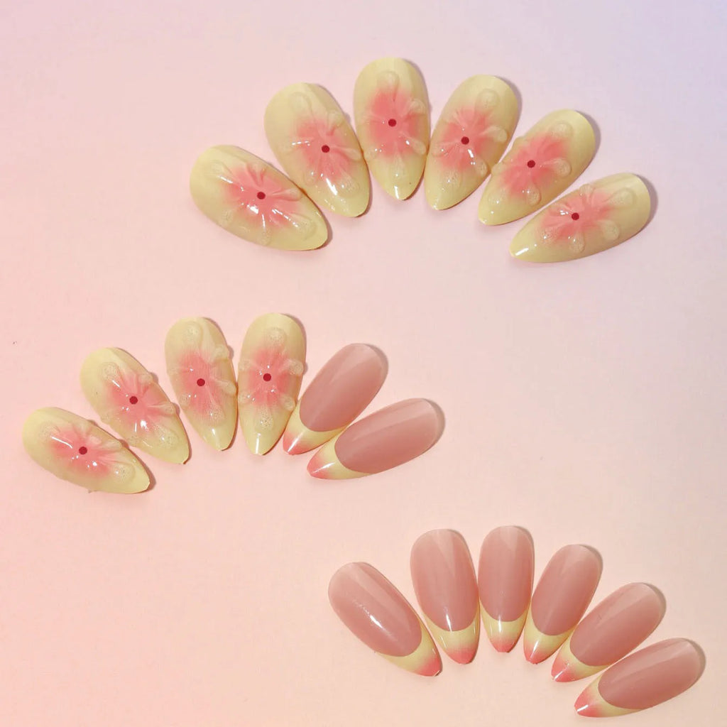 Cartoon style 3D flower pattern false nails set with plastic applicator and jelly glue.