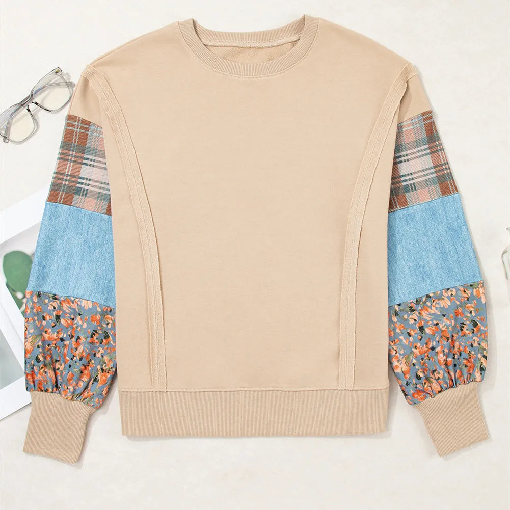 Women's loose fit long-sleeved top with plaid stitch pattern in beige colour