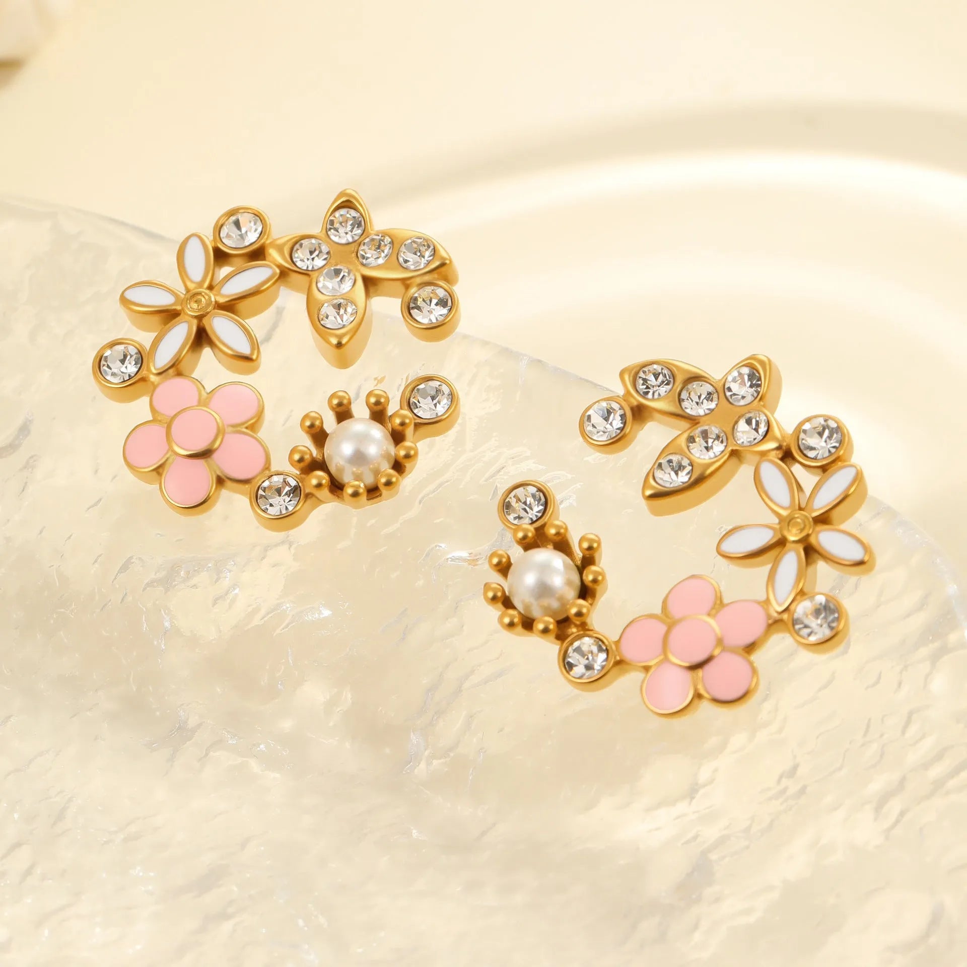 Women's stainless steel flower stud earrings with 18K gold plating and colourful diamond electroplating