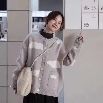 Blue cloud pattern women's cardigan sweater with loose fit and long sleeves for autumn winter wear