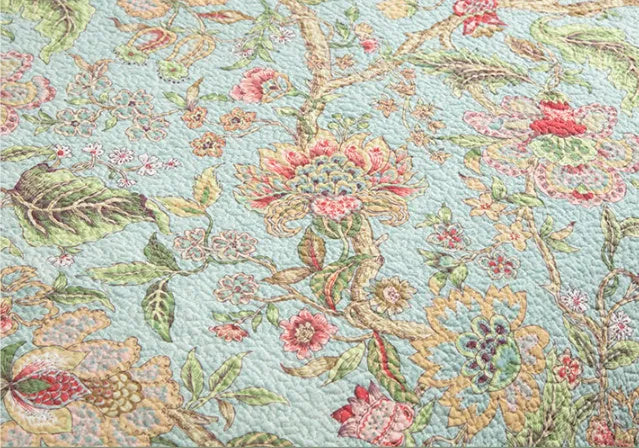 Blue American flower and bird pattern quilted cotton bedspread set measuring 230x250 cm