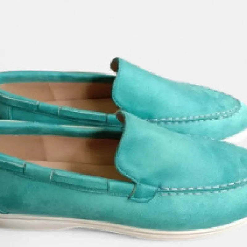 Men's flat casual loafers in solid colour artificial leather with round toe, sizes 37-48