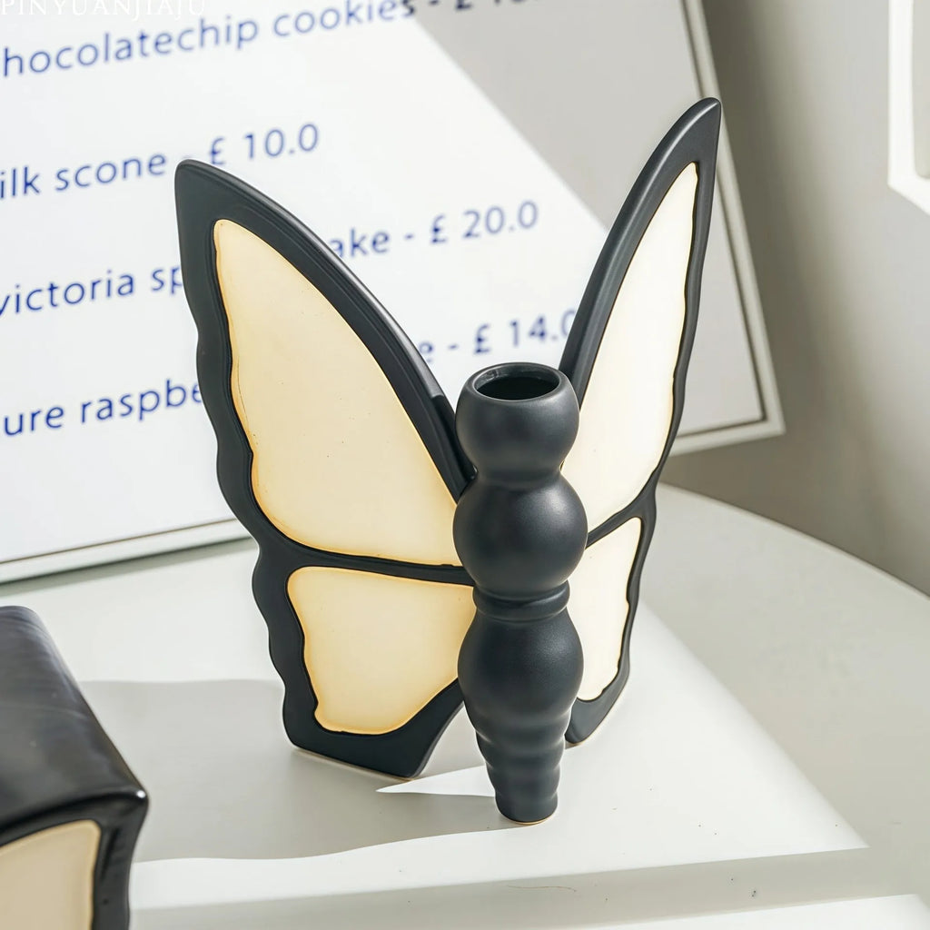 Ceramic butterfly vase and matching waterproof tissue box set for living room decor