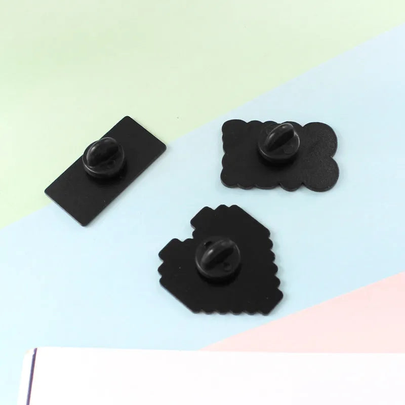 Stereo game console alloy badge in independent OPP packaging with colour options CC1122, CC1123, CC1124.