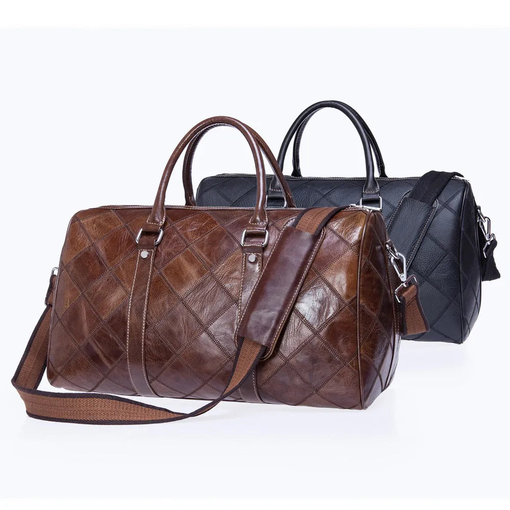 Men's vintage duffel bag in top layer cowhide leather with single strap and internal compartments