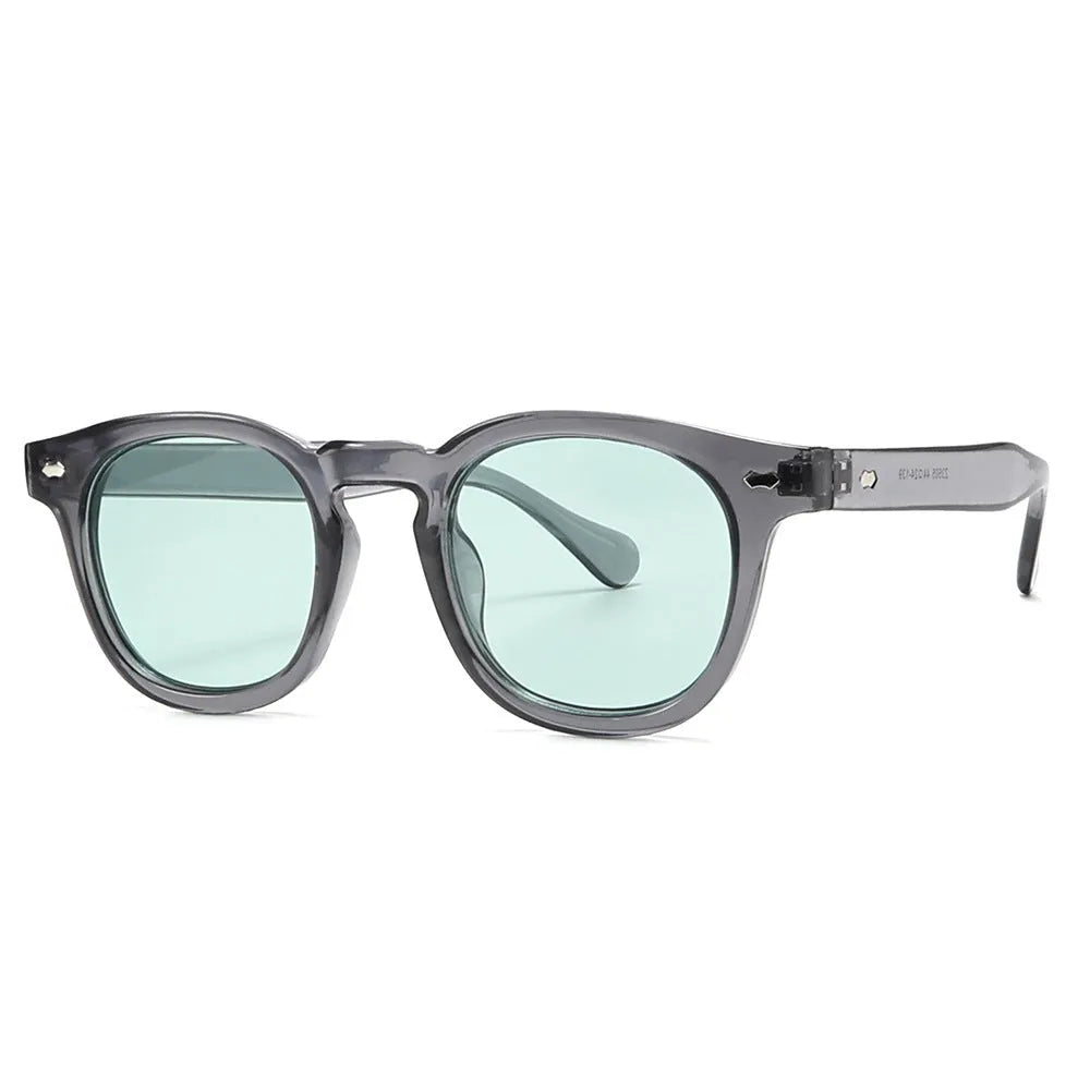 Round rim plastic sunglasses in bright black frame with simple retro design for sun protection