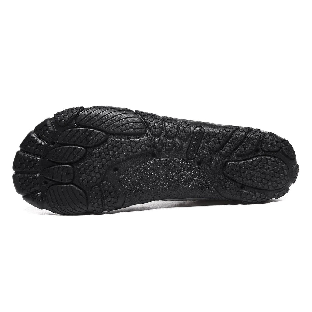 Unisex outdoor river tracing shoes with mesh upper and rubber sole in black, grey, blue, or purple.
