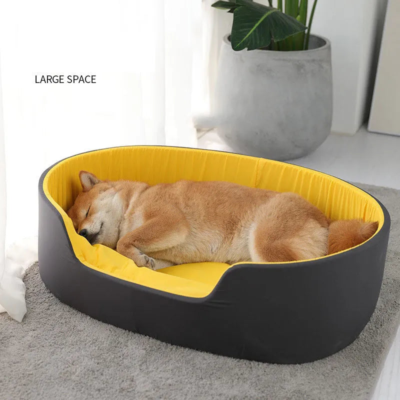 Washable fabric pet kennel for dogs and cats in black or green with removable cushion