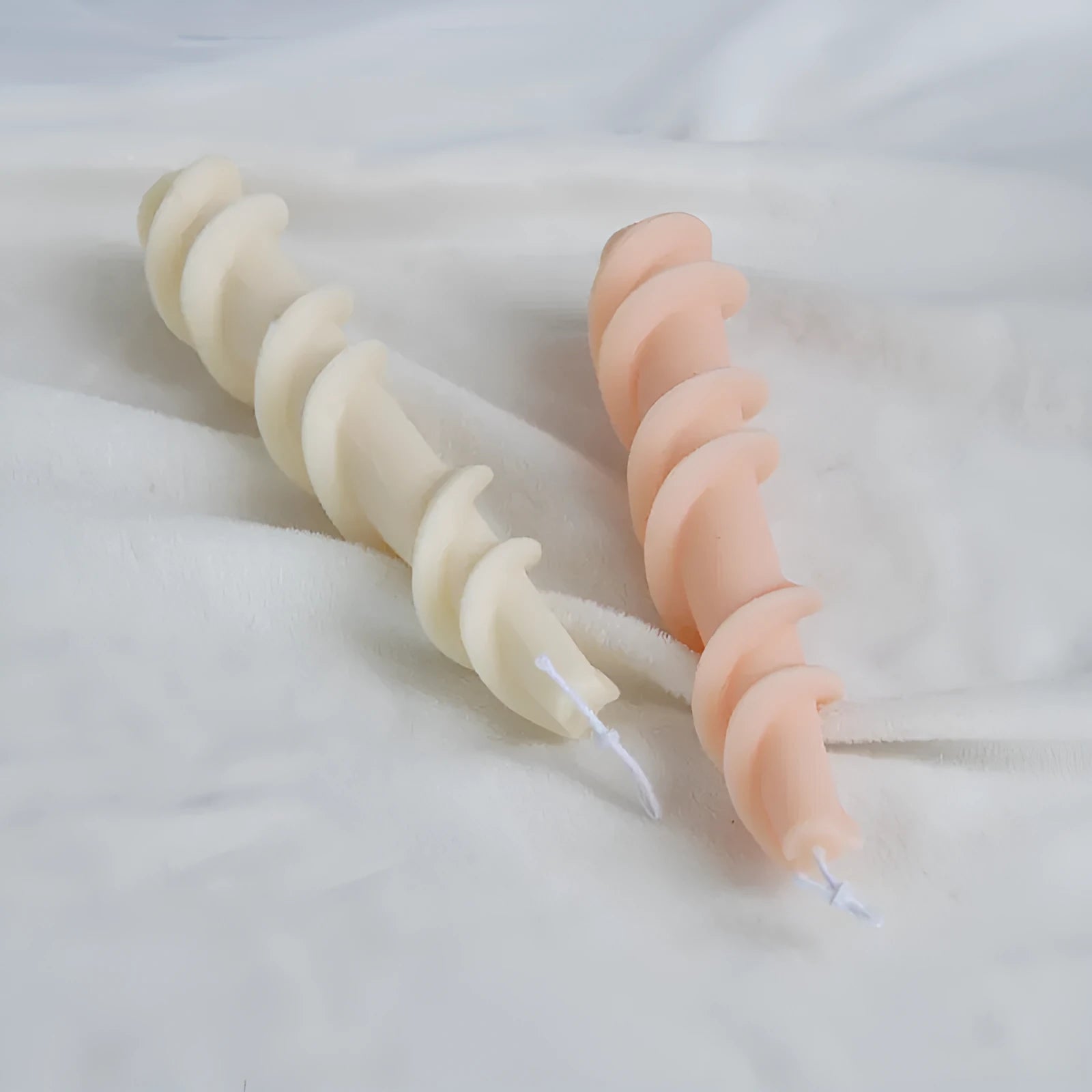 Yihai silicone rotating lace candle mould for spiral rod designs in photo colour