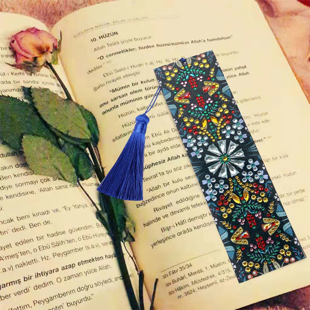 Leather diamond painting bookmark with mandala flower embroidery using special-shaped round diamonds