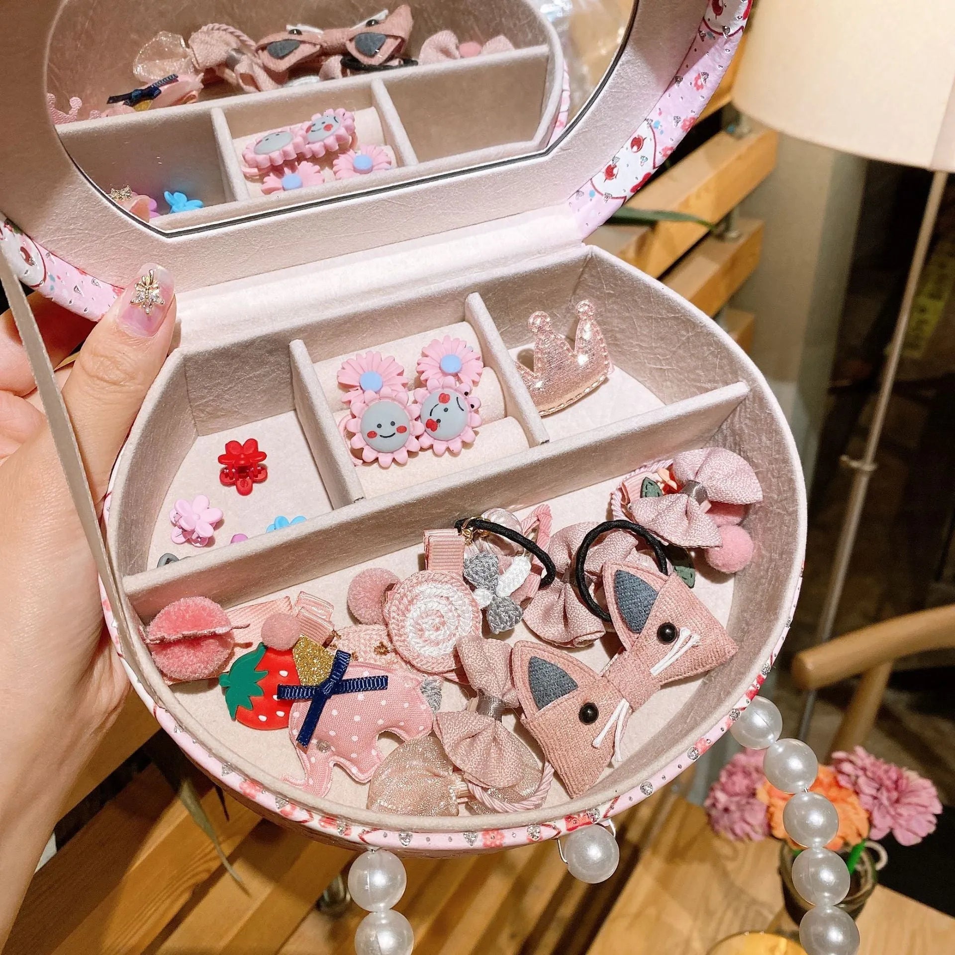 Princess headdress hair clip jewellery set with 26 cloth cartoon character pieces in storage box