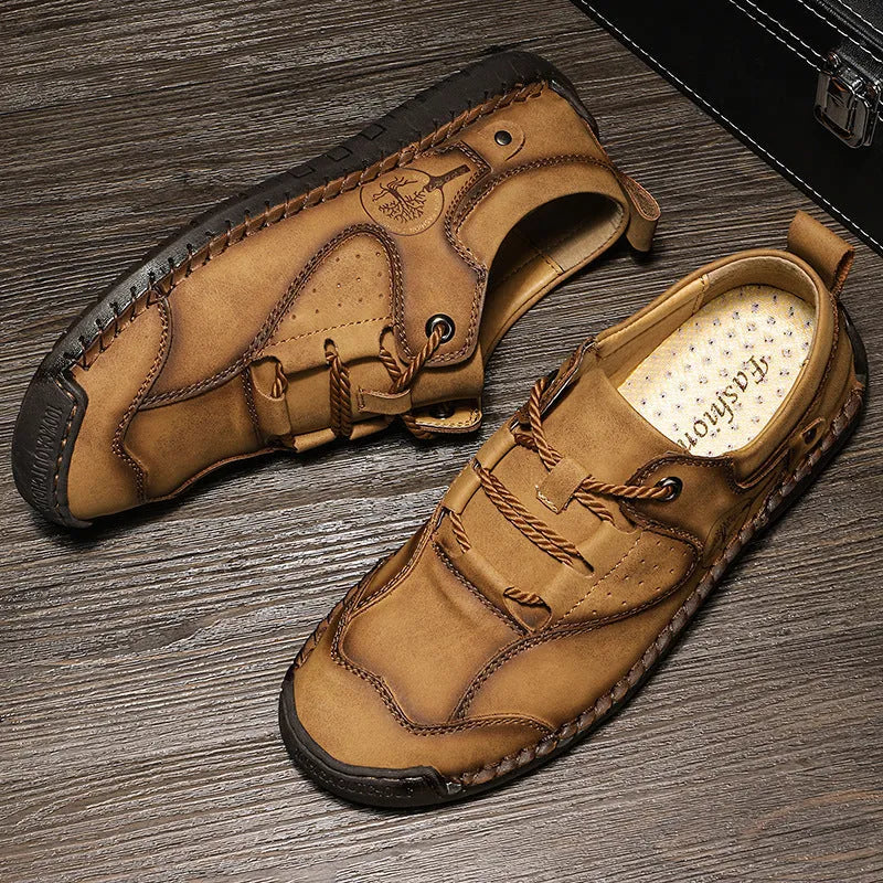 Men's plain pattern casual leather shoes with round toe and microfiber upper in three colour options