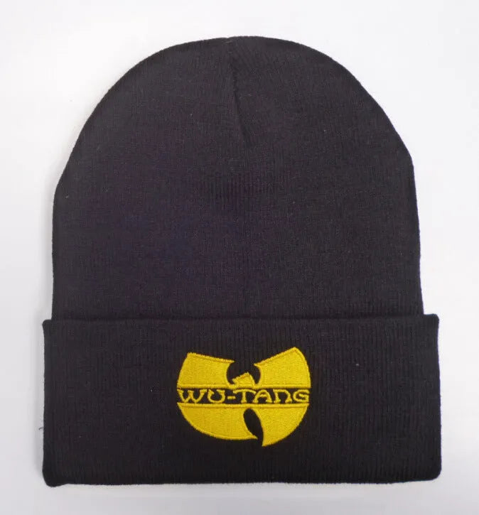 Knitted woolen street dance hat with dome top and no eaves in white or yellow with words