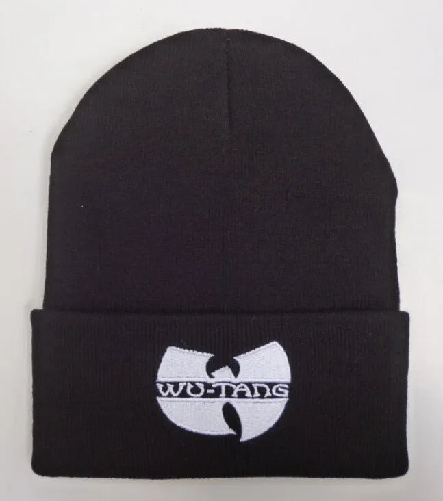 Knitted woolen street dance hat with dome top and no eaves in white or yellow with words