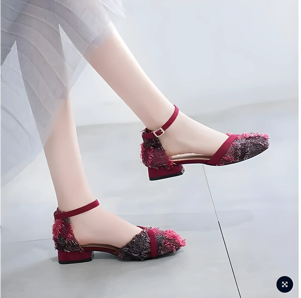 Women's flats shoes with ankle strap dorsay design and 3cm low heel in suede material