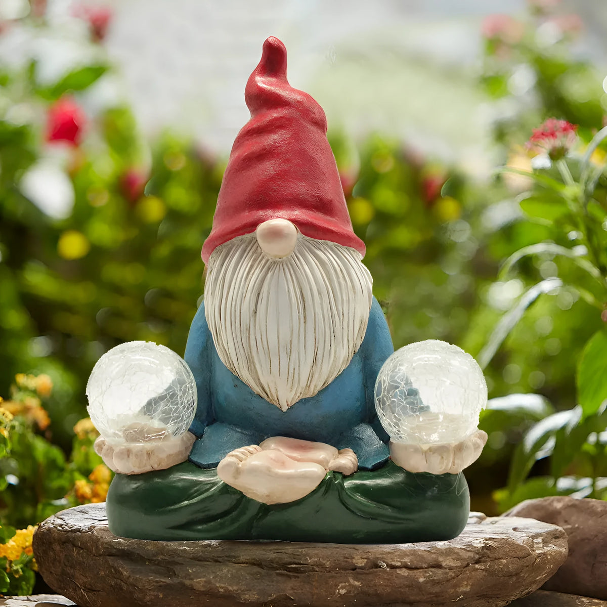 Solar LED resin dwarf doll garden statue with faceless old man design