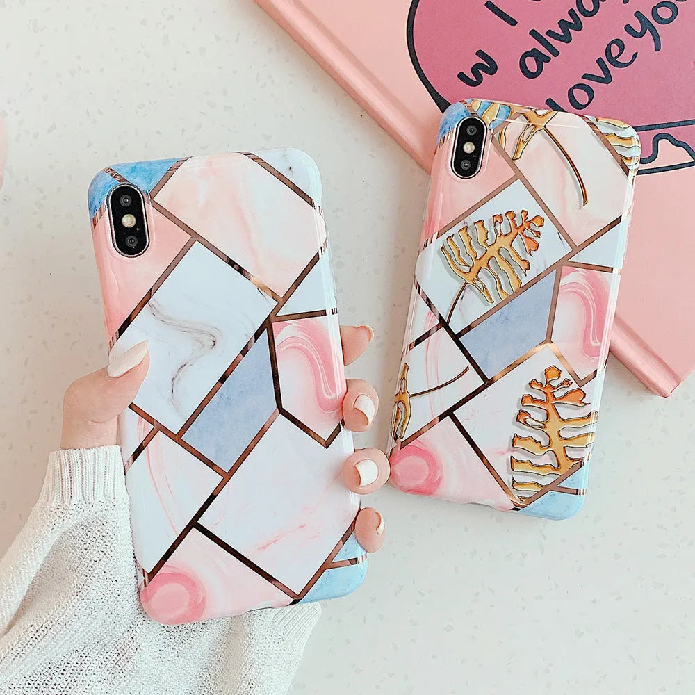 Transparent silicone iPhone case showing compatibility with multiple Apple iPhone models