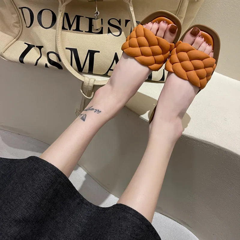 Women's plaid pattern PVC beach sandals with thick non-slip soles in white, green, black and orange colours