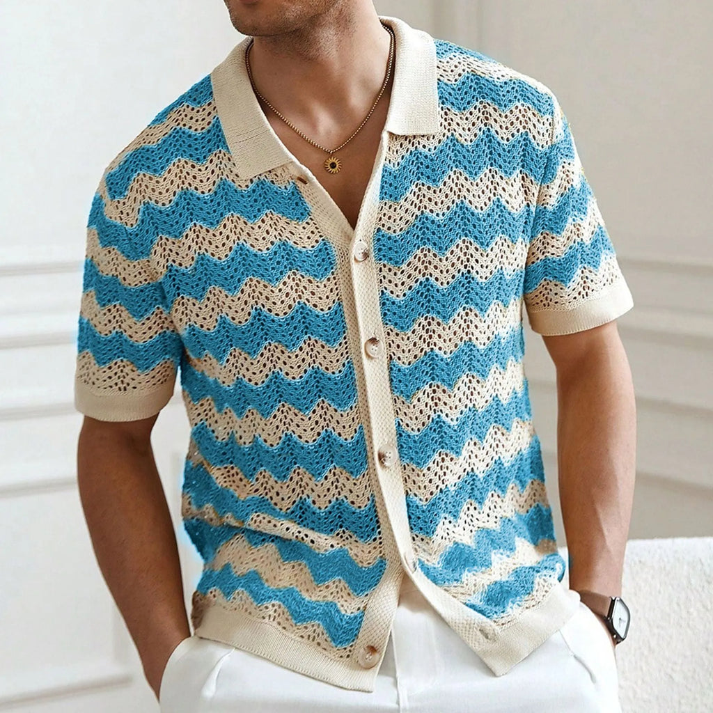 Man wearing a yellow hollow jacquard corrugated short sleeve sweater in an American casual style.