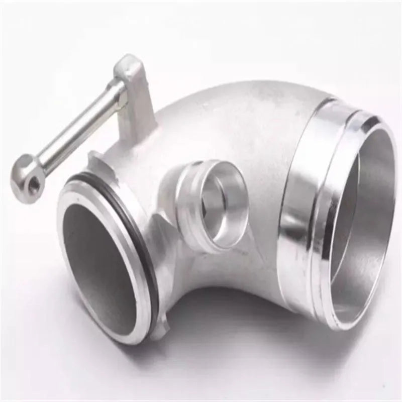 Aluminium turbocharger 90-degree elbow connector for lateral engine positioning