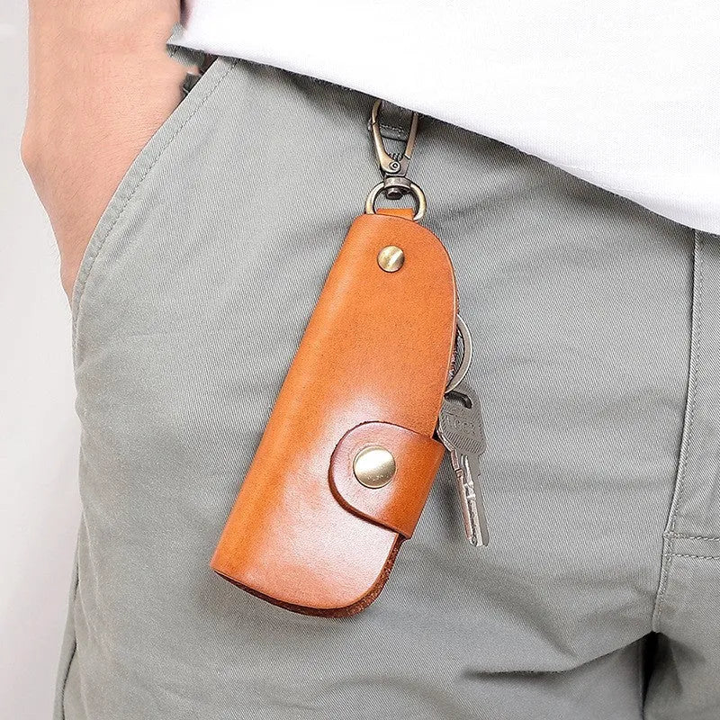 Genuine leather car key case with multifunctional door design in short length format