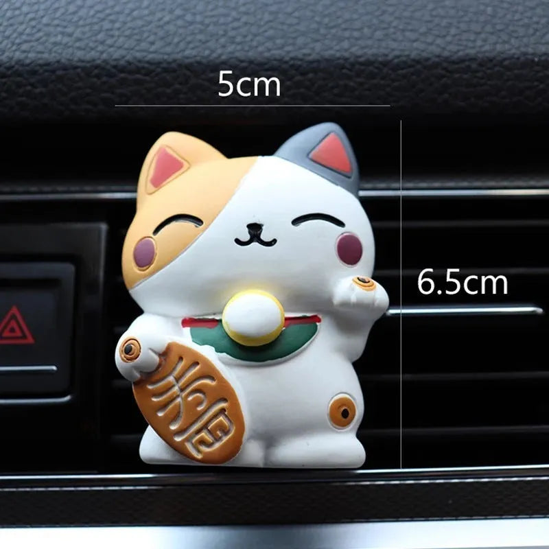 Black Cat and White Cat resin fortune cat car vent aromatherapy clip decoration