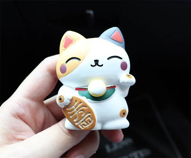 Black Cat and White Cat resin fortune cat car vent aromatherapy clip decoration
