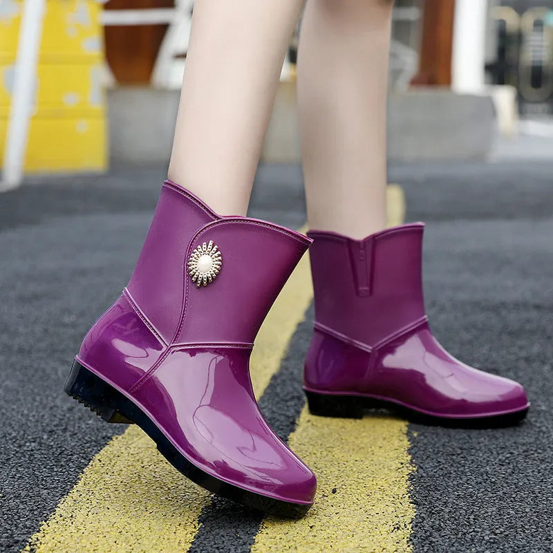 Women's PVC rain boots in black, beige or purple with non-slip soles sizes 36-40