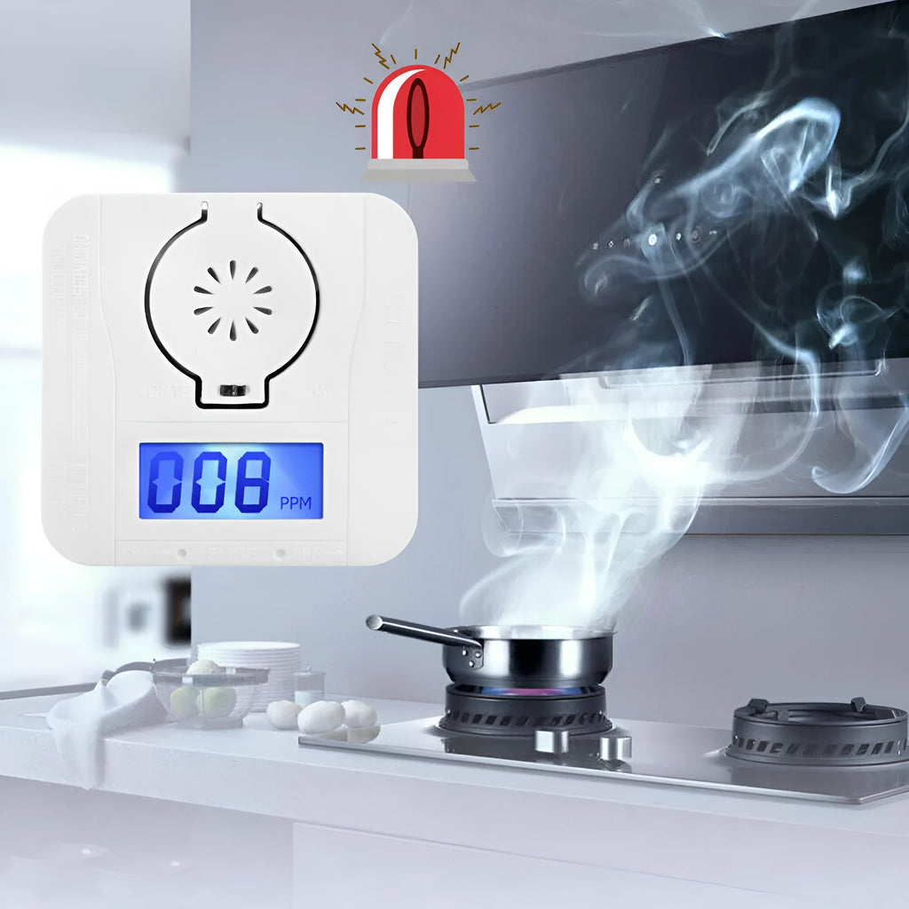 White wireless carbon monoxide alarm for wall mounting with 1.5m detection range