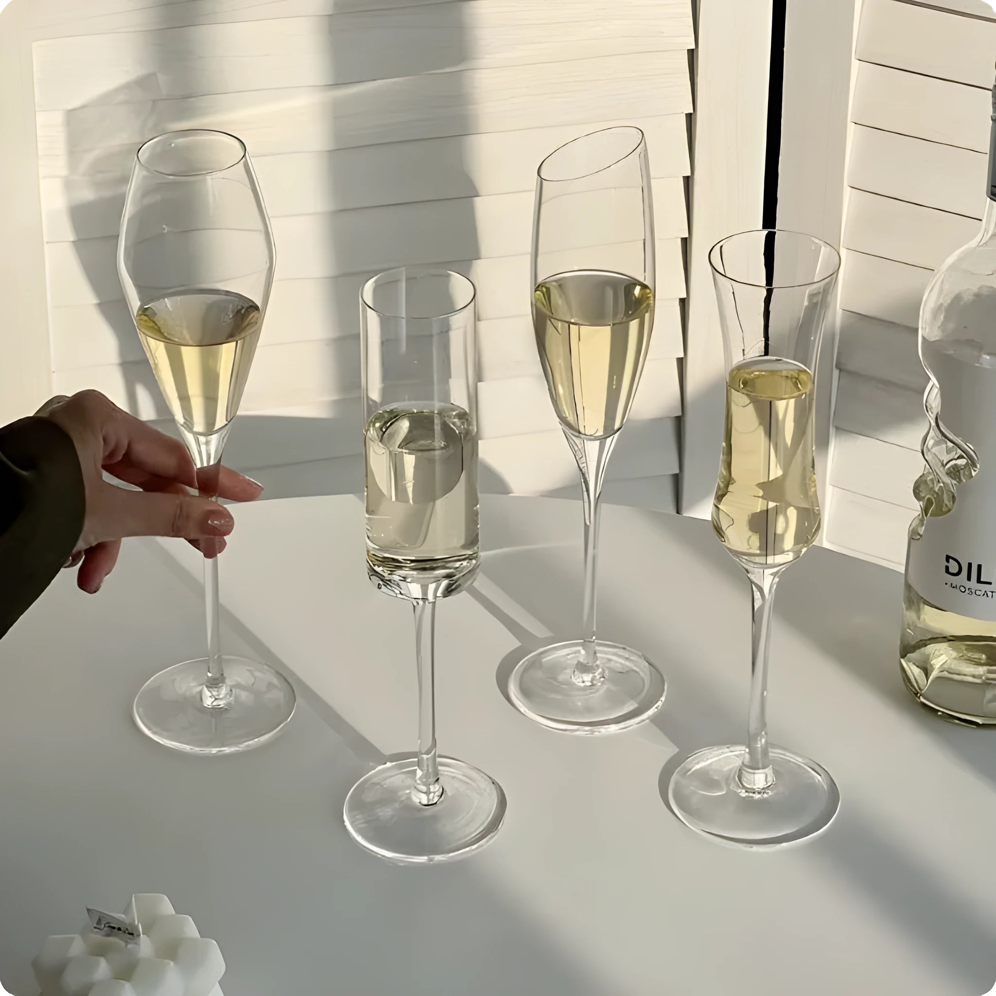 French Good-looking Goblet Champagne Glass in glass with crystal-inspired colour finish options