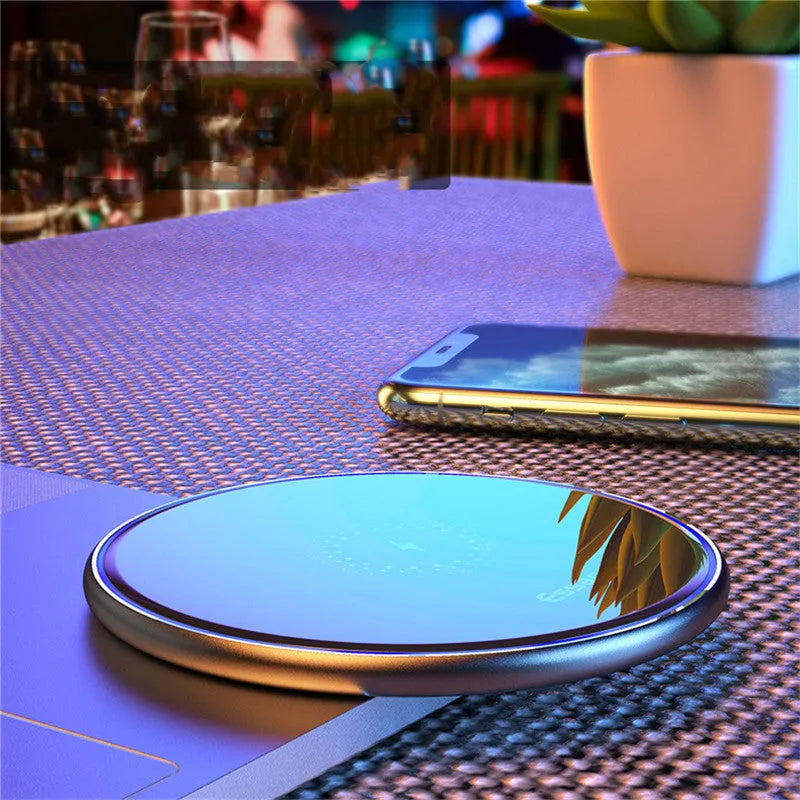 15W/10W Qi wireless charging pad for phones and headphones with LED indicator light