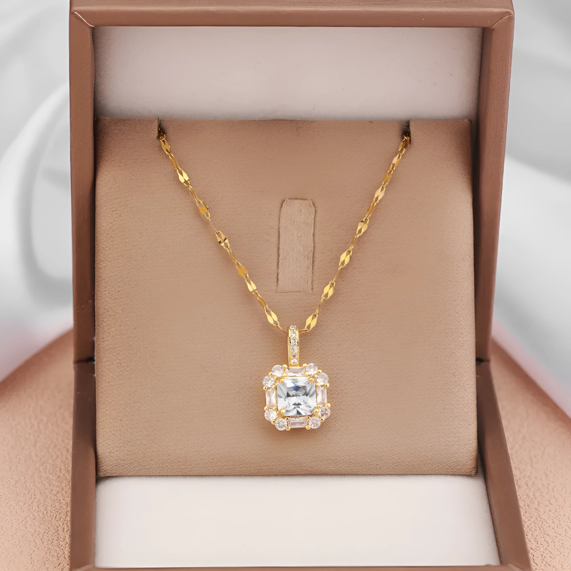 Women's titanium steel clavicle chain with geometric quadrilateral gem pendant and water wave chain