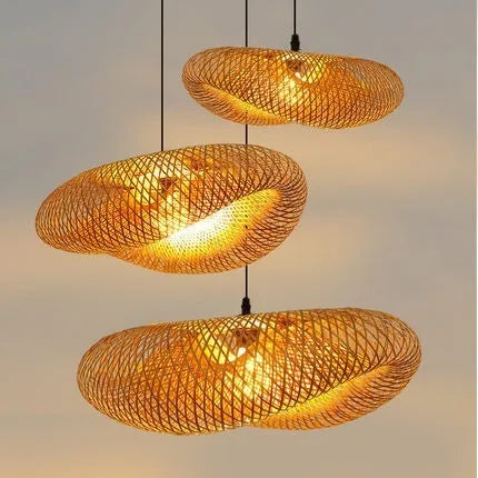 Bamboo straw hat-shaped hanging chandelier lamp in natural woven material