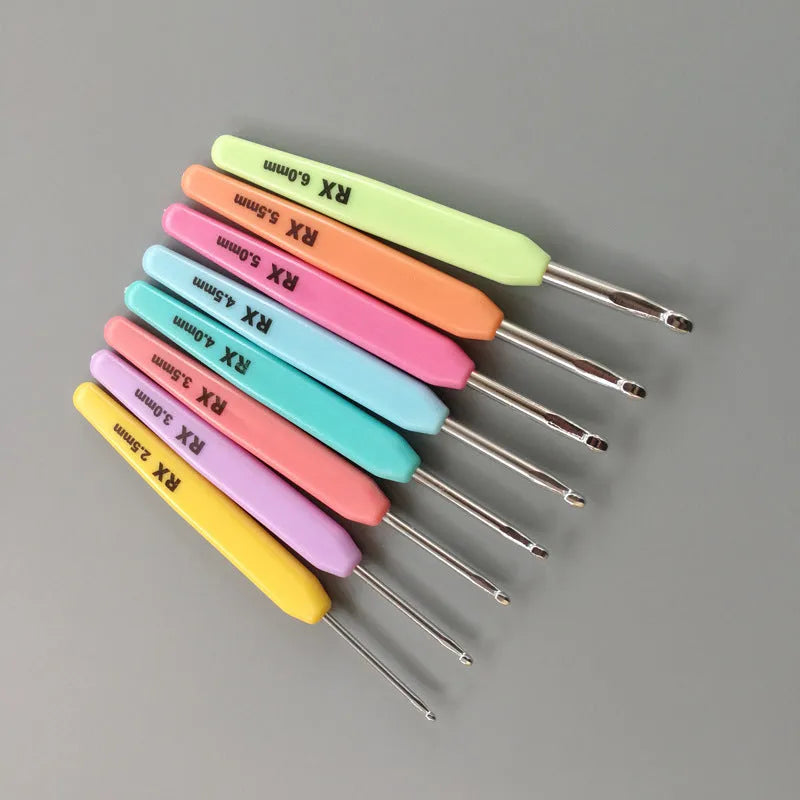 Complete set of 16 crochet hooks with thick and thin handles in PU storage bag