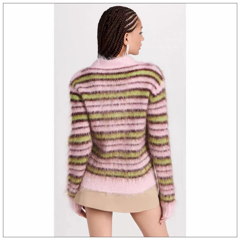 Pink wool lazy coat cardigan sweater with contrast colour details and regular sleeves