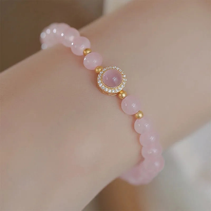 Aquamarine crystal women's bracelet with mixed materials and geometric round elements