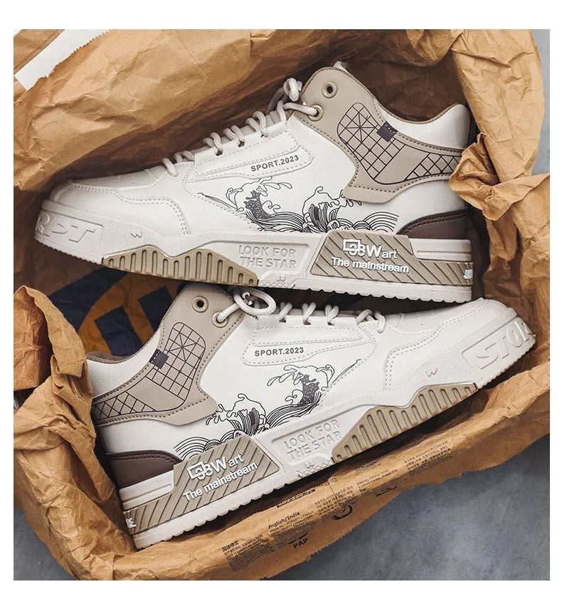 Men's high-top board shoes in beige with lace-up front and rubber sole