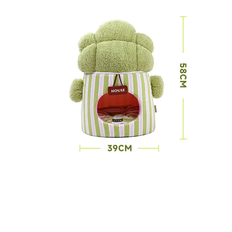 Green three-dimensional enclosed pet house with tree hole entrance for small dogs and cats