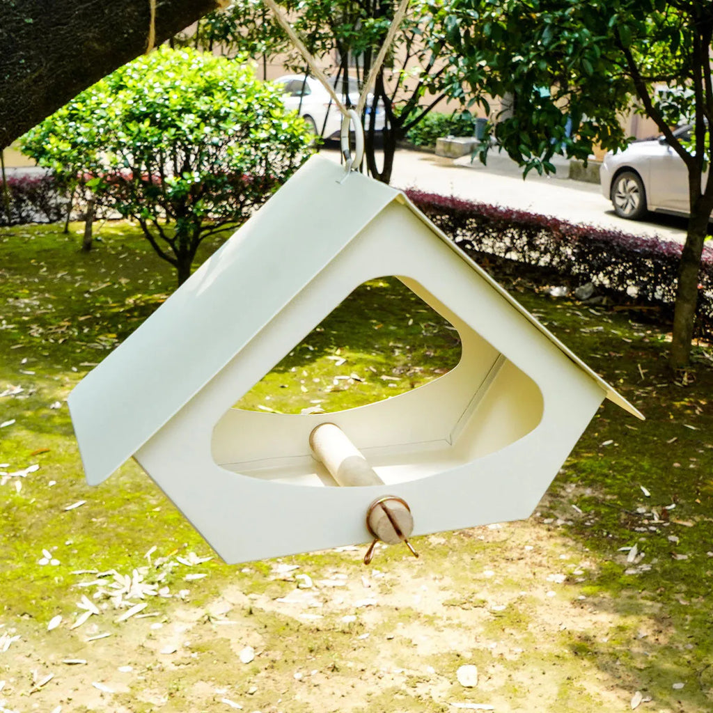 European-style simple iron bird nest with anti-rain design for outdoor courtyard decoration