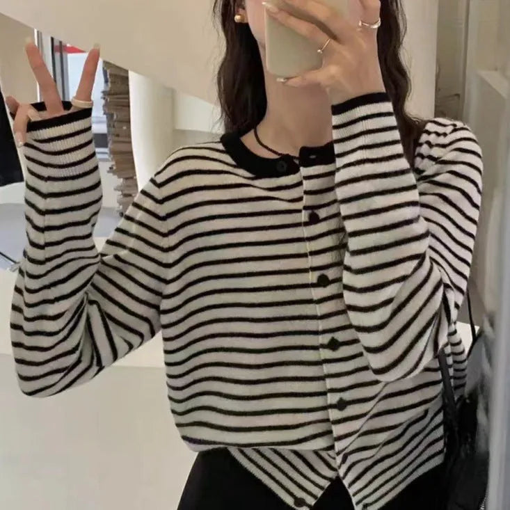 French-style women's striped cardigan in dark grey and white with slim fit and 40cm length