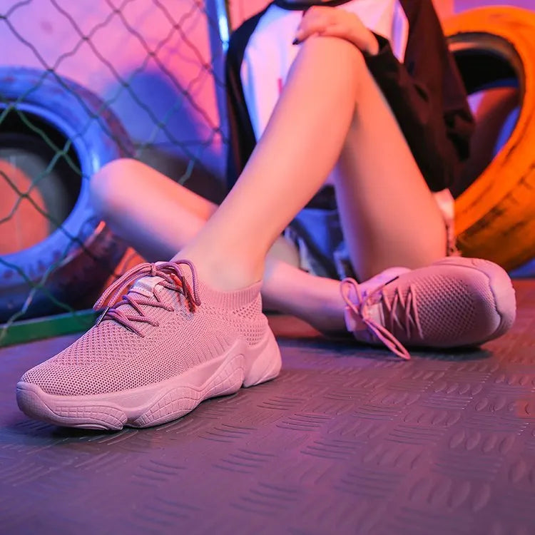 Women's white thick-soled flying woven sports shoes with front strap and round toe