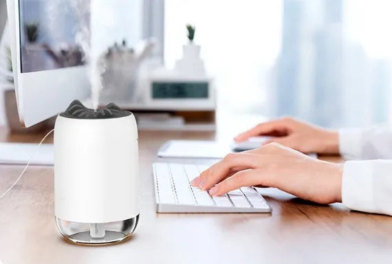 260ml mini USB ultrasonic humidifier in pearly white, peach pink, or turquoise green with warm night light