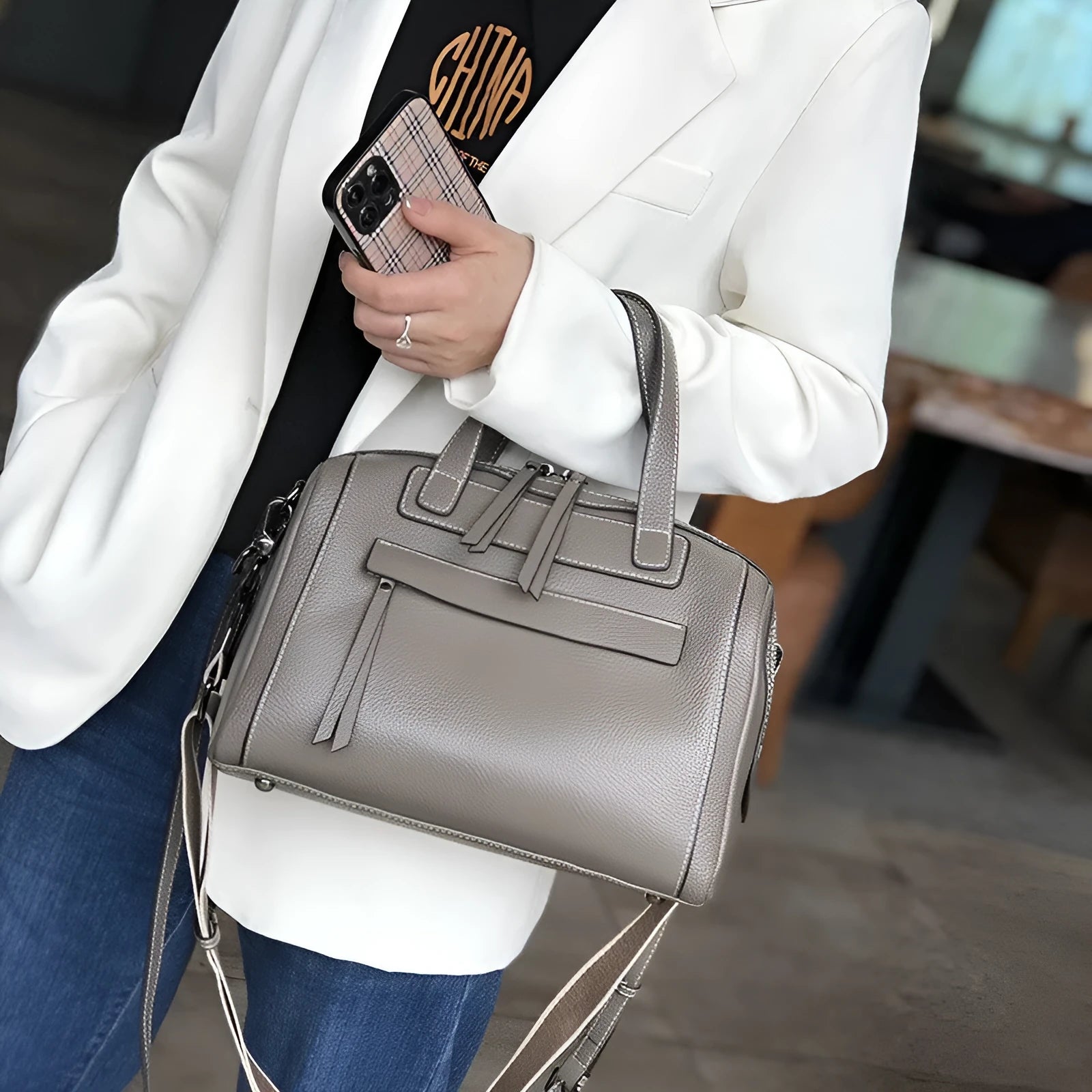 Genuine leather Boston Lychee pattern messenger bag with shoulder strap and multiple compartments